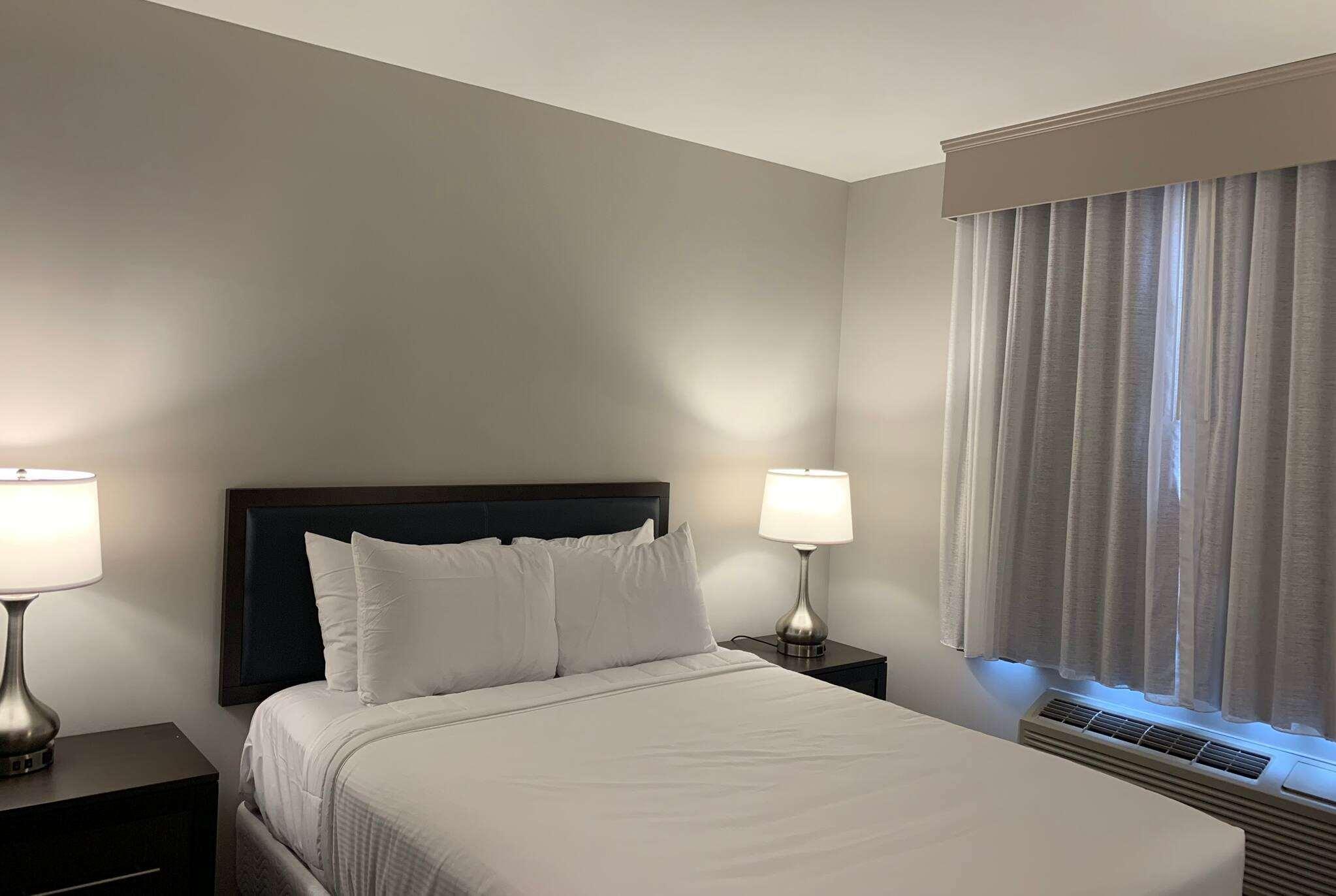Wingate By Wyndham Jfk Airport, Far Rockaway Ny Hotel New York Eksteriør billede